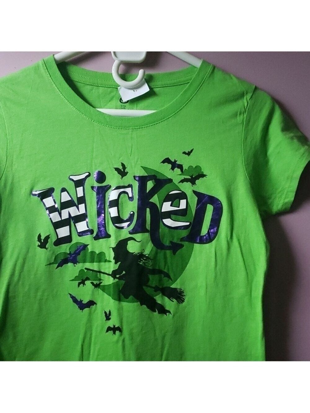 Halloween Short Sleeve Green Tee Shirt Size 4-6 Shiny Witch Bats New Wicked T